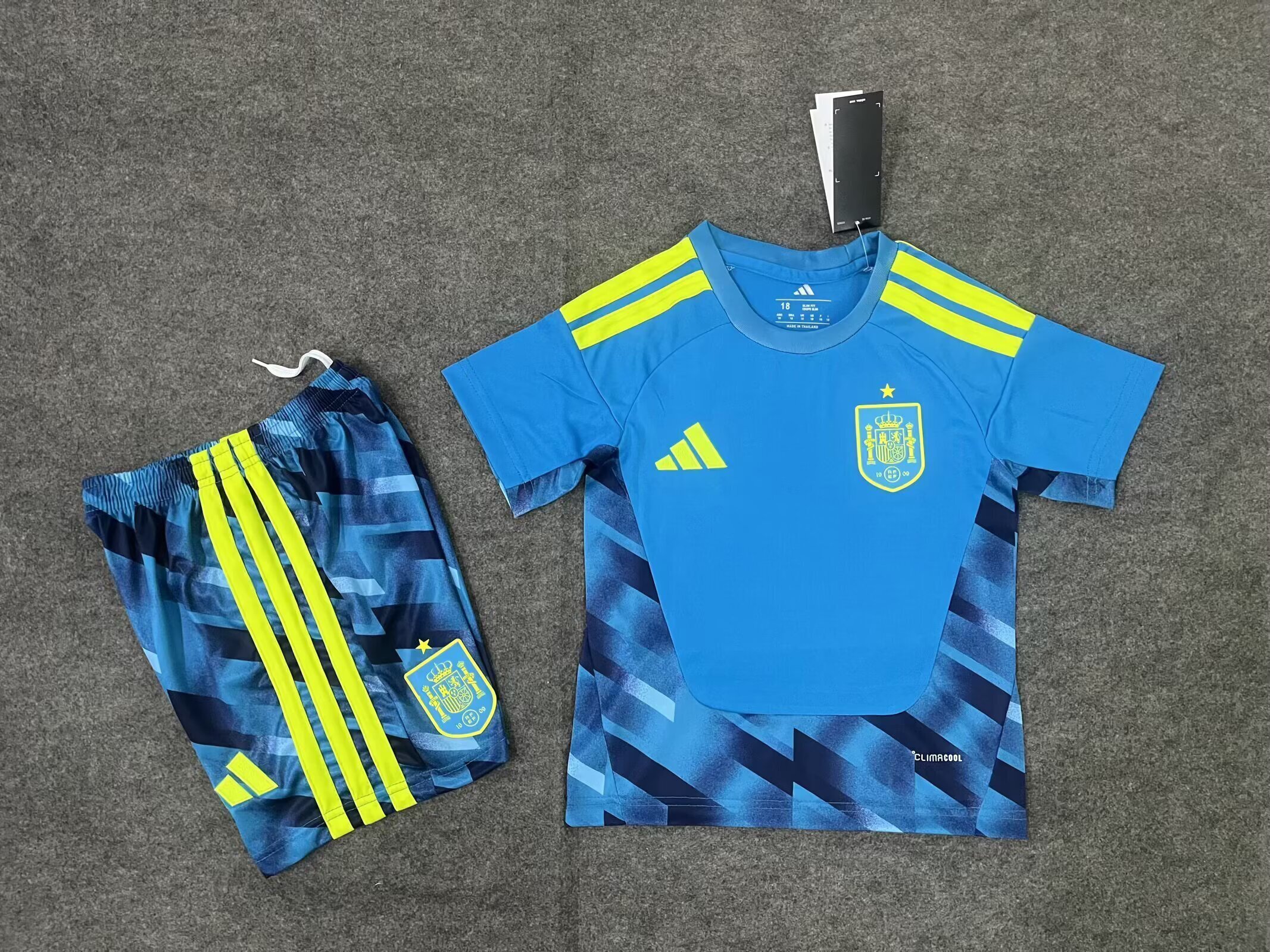 Espagne maillot concept 26/27 (enfant)