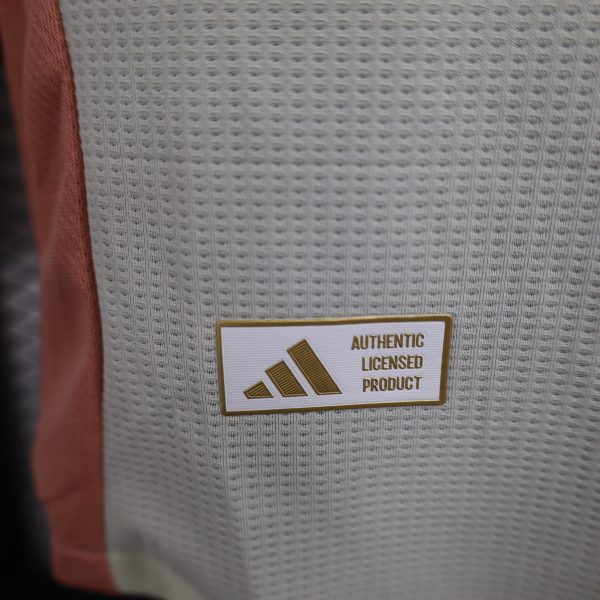 Lyon maillot exterieur 24/25