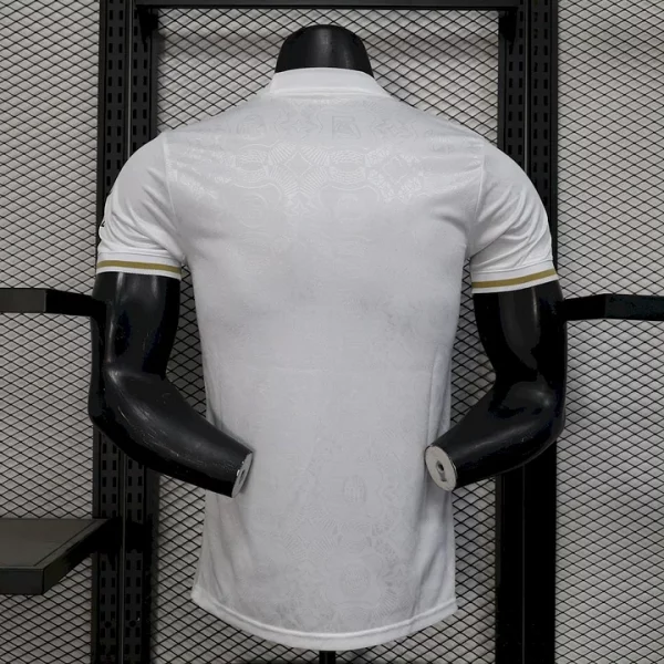 Bayern Munich maillot foot 2025 2026