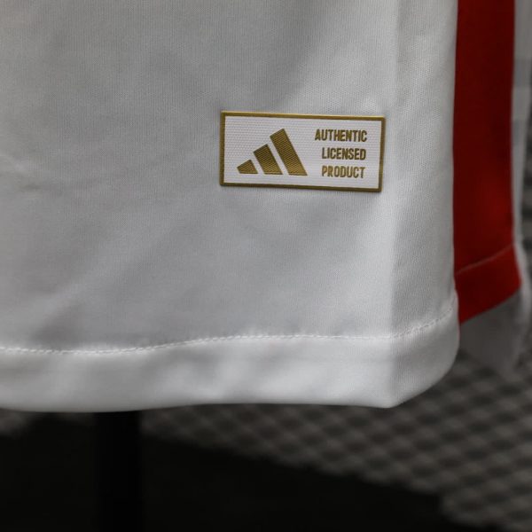 Japon maillot exterieur manche longue players 24/25