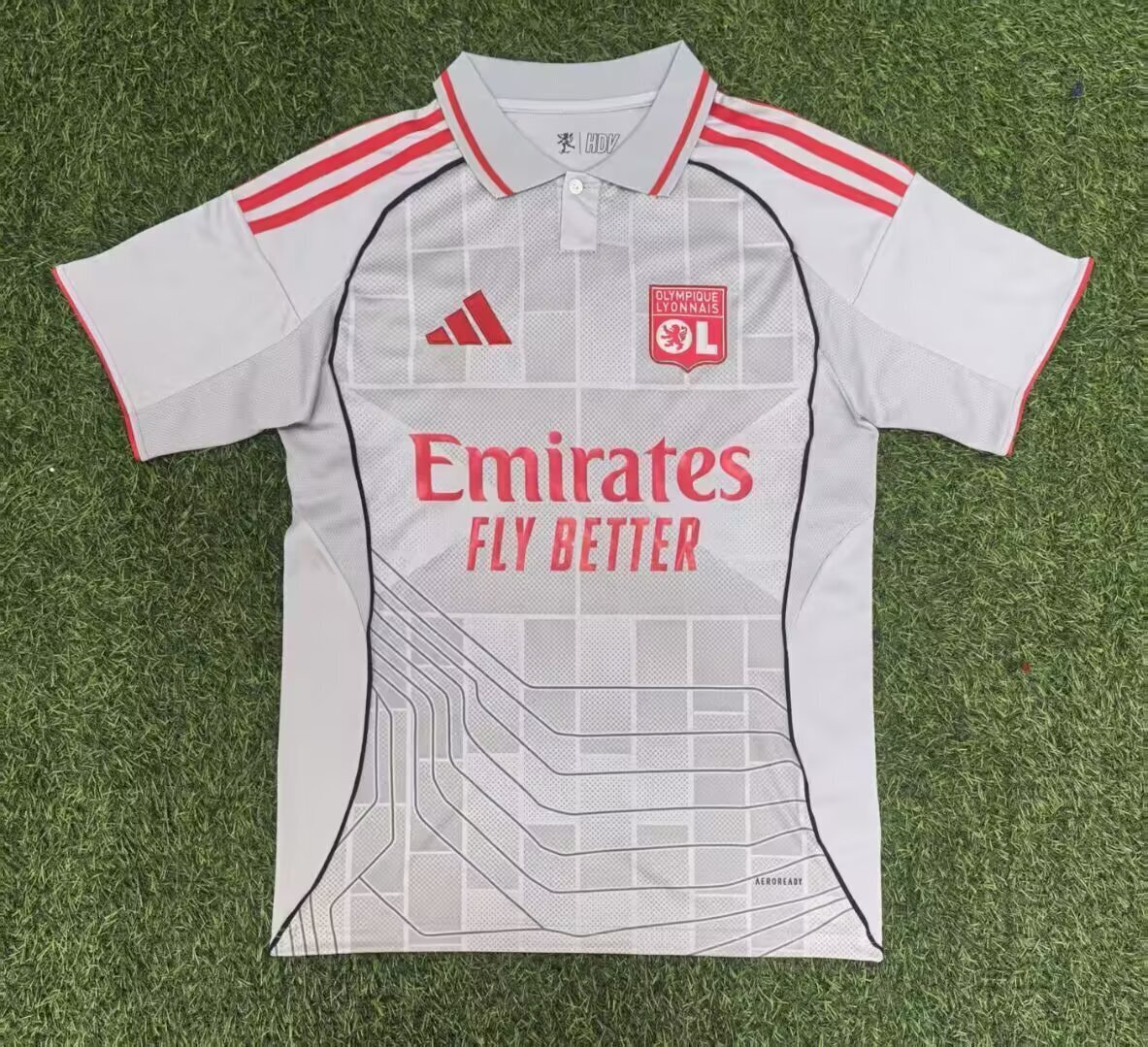 Lyon maillot exterieur 25/26