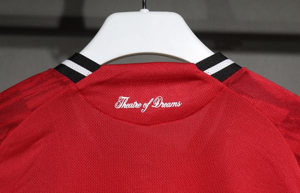 Manchester United maillot domicile manche longue players 25/26