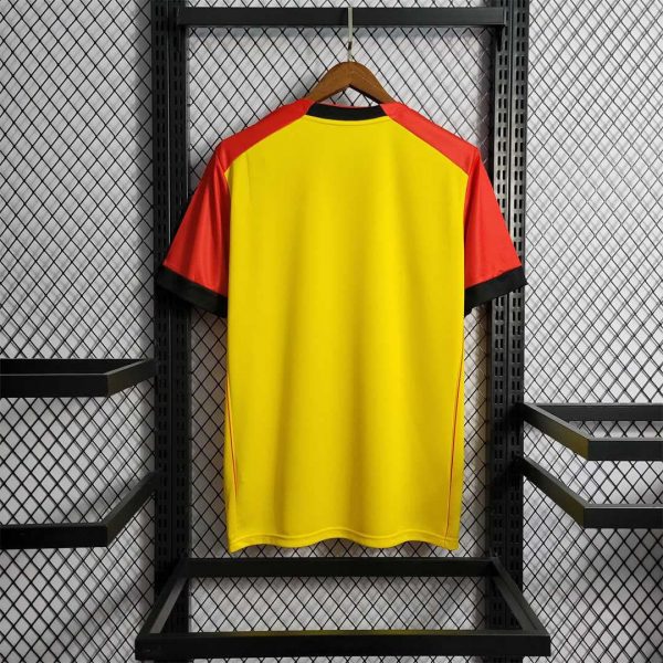 Lens maillot domicile