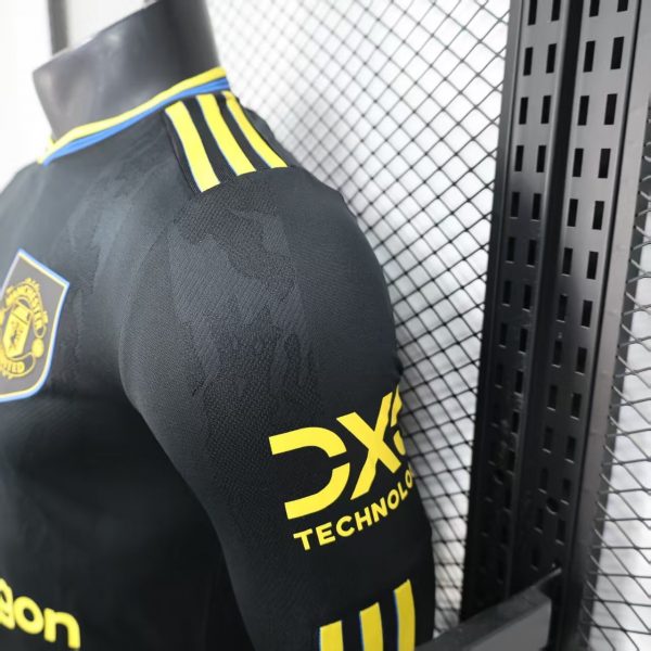 Manchester United maillot exterieur manche longue players 25/26