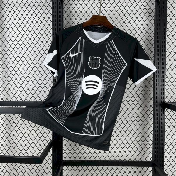FC Barcelone maillot foot noir 2026 2027 concept