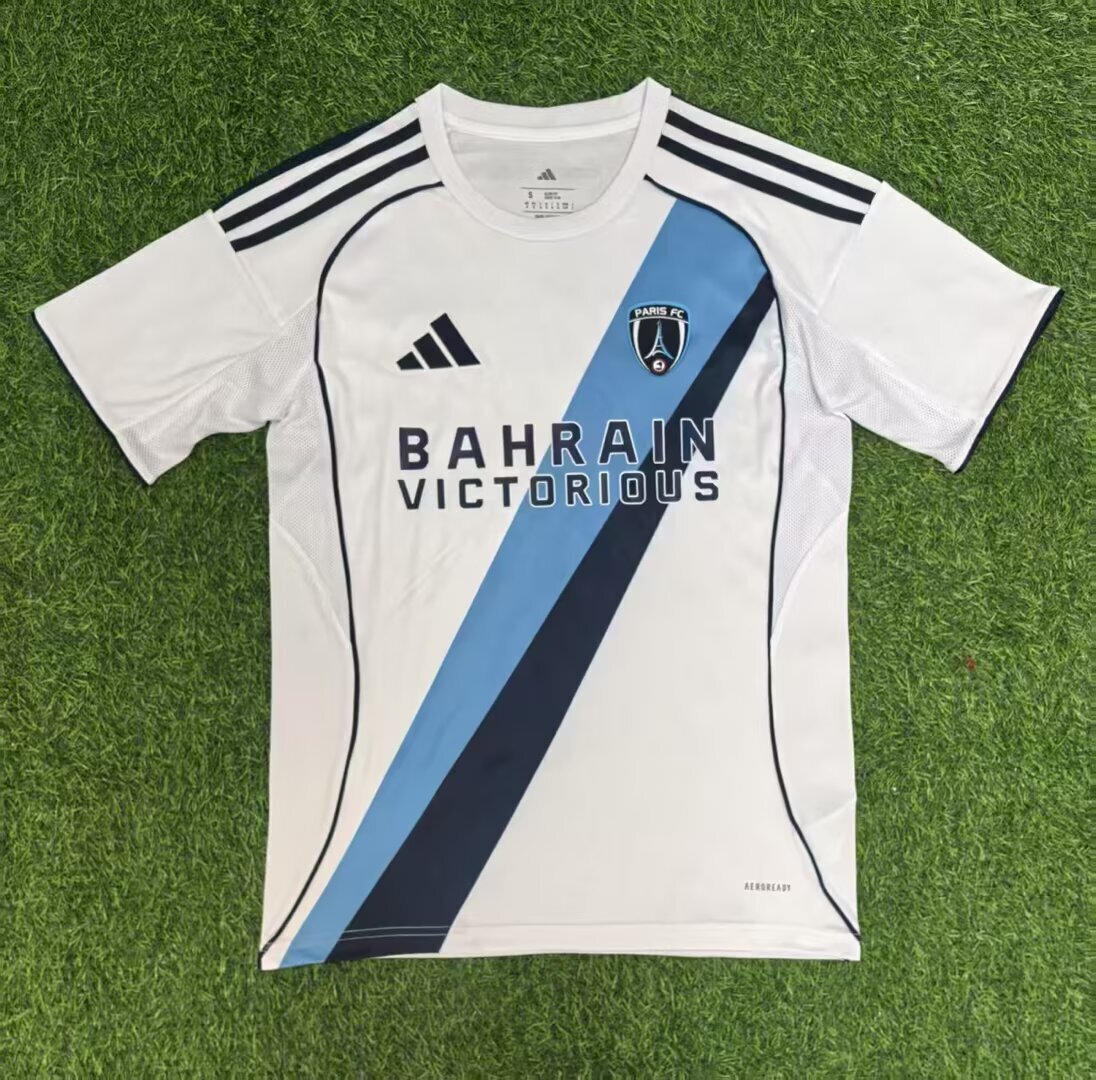 25/26 Paris maillot exterieur 25/26