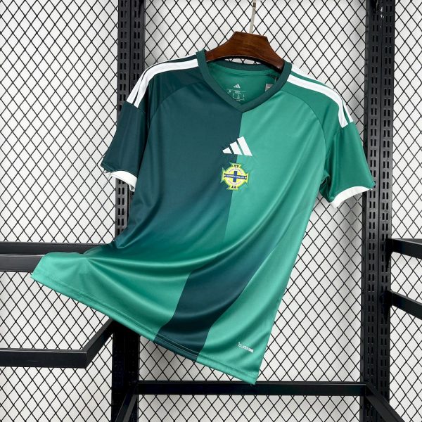 Irlande du Nord maillot foot 2026 2027