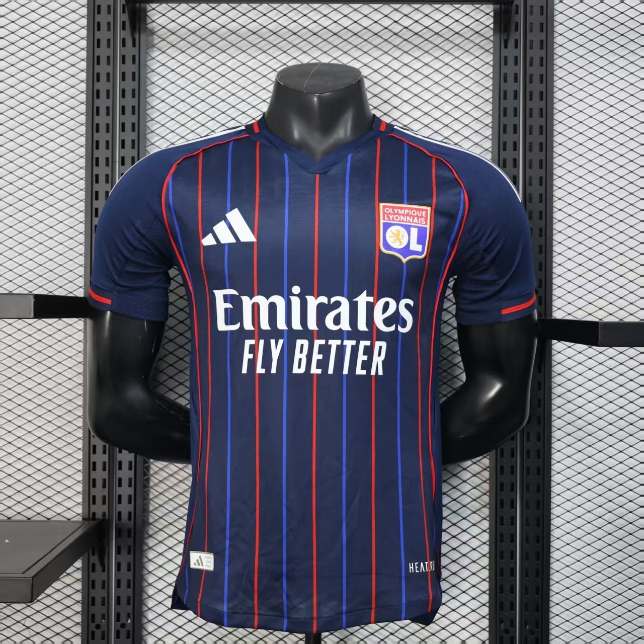 Lyon maillot exterieur 25/26