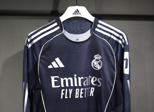 Real Madrid maillot exterieur manche longue players 25/26