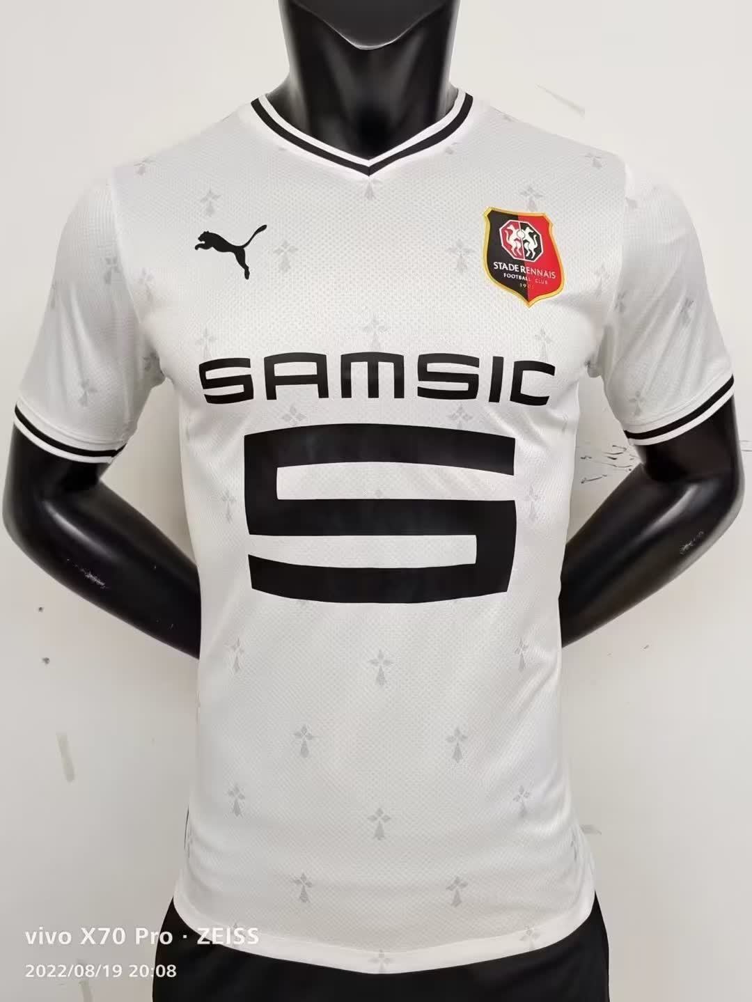 22-23 Stade maillot exterieur version player
