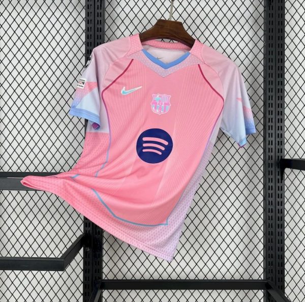 Capture d’écran 2026-03-29 011751 Barcelone maillot concept 25/26