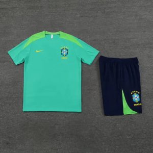 FullSizeRender_d1ac17ff-d7db-456b-900a-25dc6eae94d7.jpg Ensemble Brésil 2025