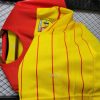 Lens maillot domicile