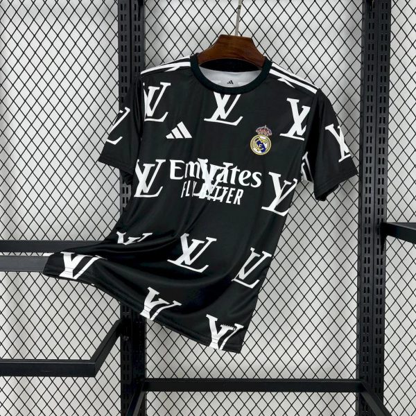 Maillot Real Madrid concept 2025-26