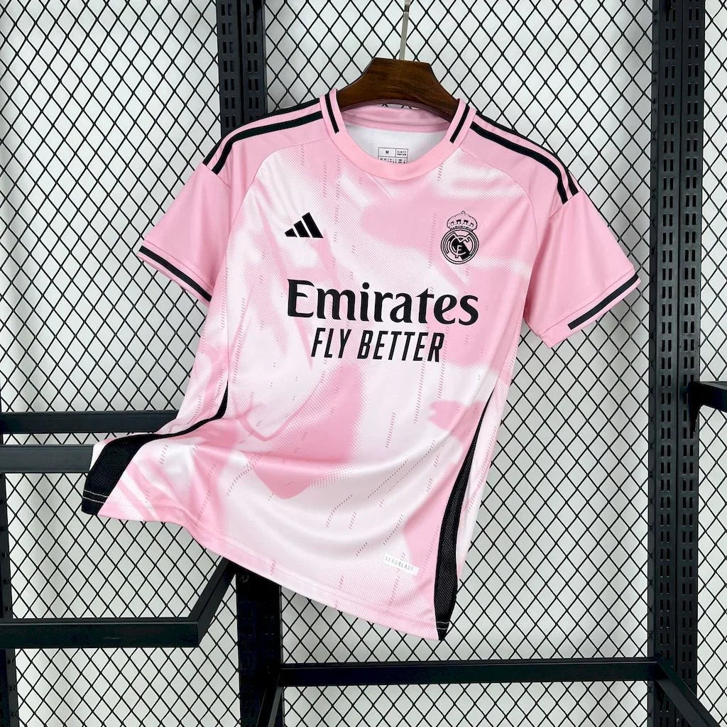 Maillot Real Madrid Concept Rose &amp; Blanc 2025