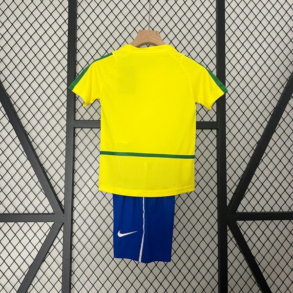 Kit Enfant Brésil 2002