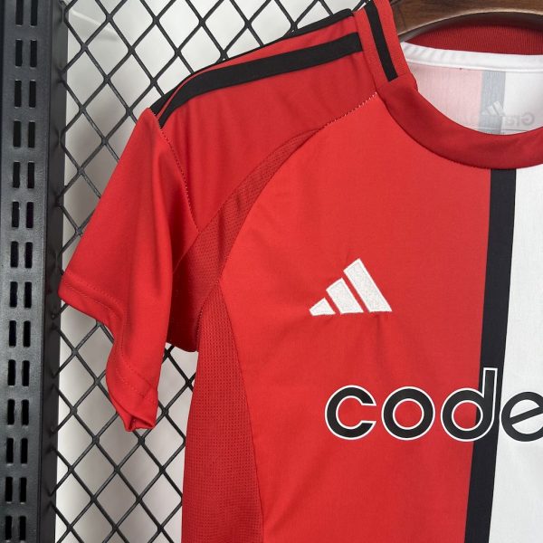 River Plate Kit Enfant Maillot Foot 2025/26