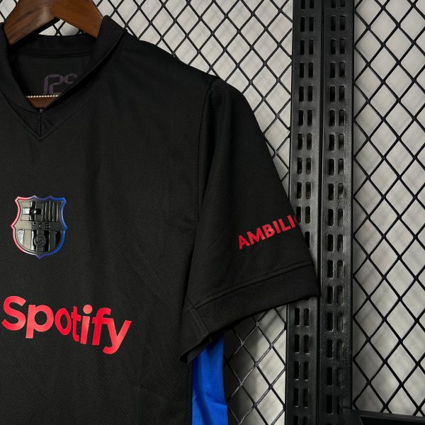 FC Barcelone 2024/25 maillot foot extérieur