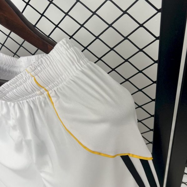 Short de Football Real Madrid 2025/26