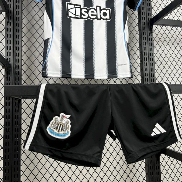 Kit Enfant Newcastle 2025/26