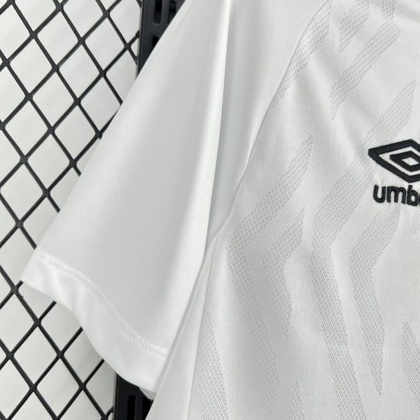Santos maillot foot domicile 2025/26
