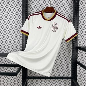 img_2346 Espagne maillot exterieur 2026/27 2 étoiles